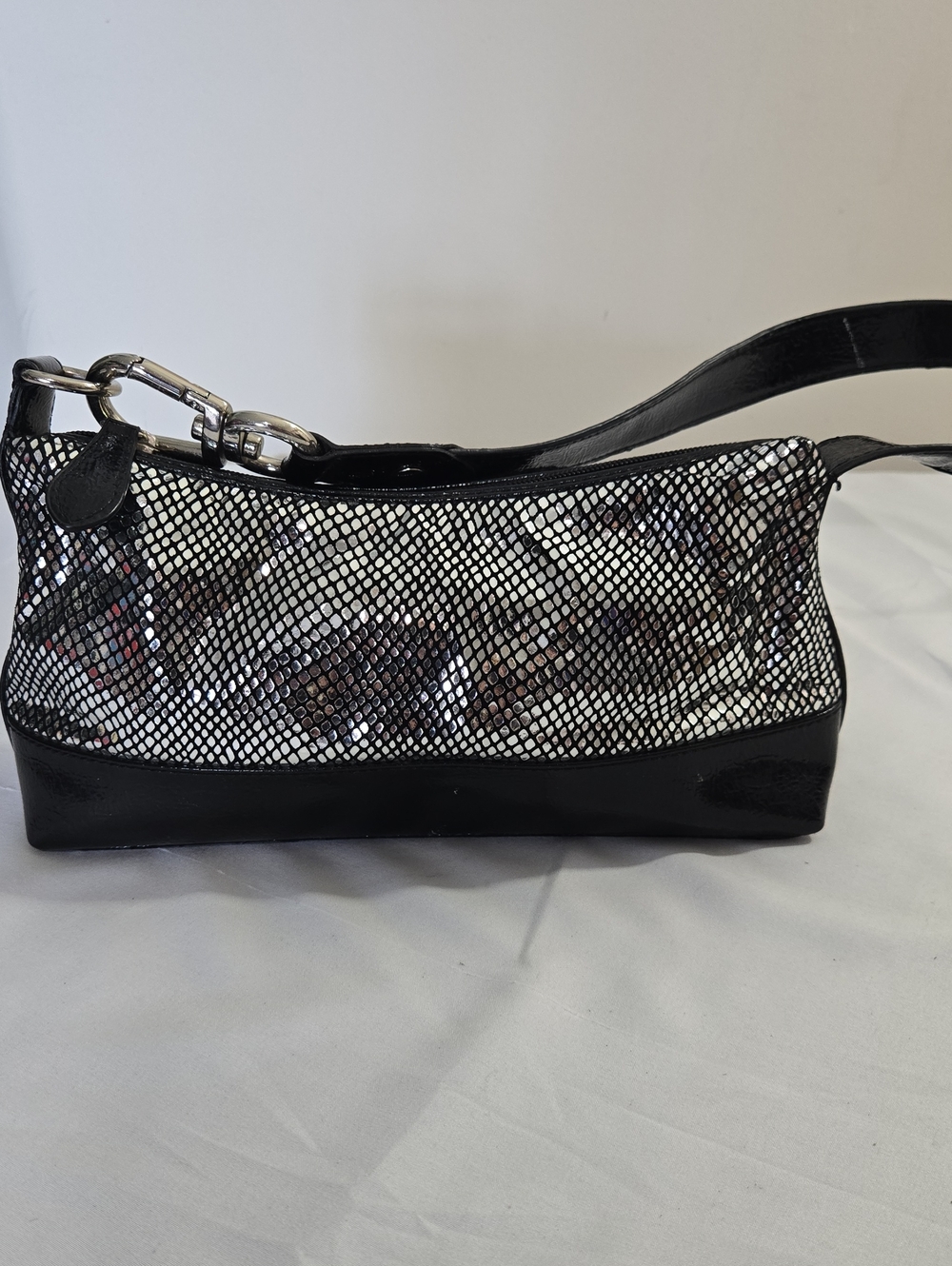 Wilsons Leather Black Metallic Mesh Wristlet